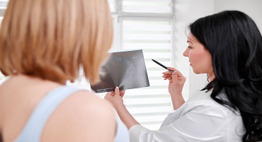 Кісти молочних залоз